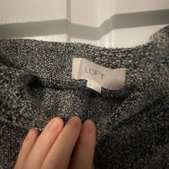 LOFT Pencil Skirt - Picture 2 of 4